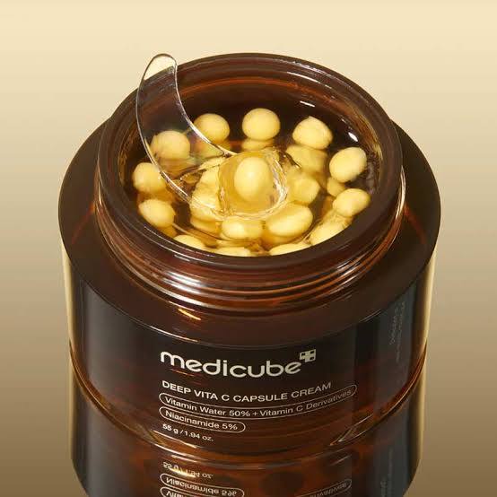 Medicube Deep Vita C Capsule Cream 55g - Ενυδατική Κρέμα Λάμψης με Βιταμίνη C